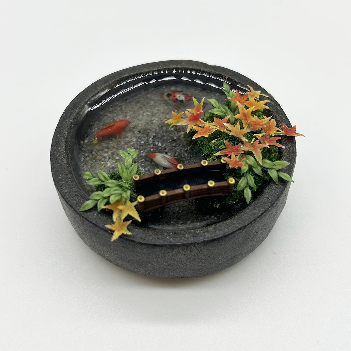 小林美幸作 金魚 紅葉 石鉢