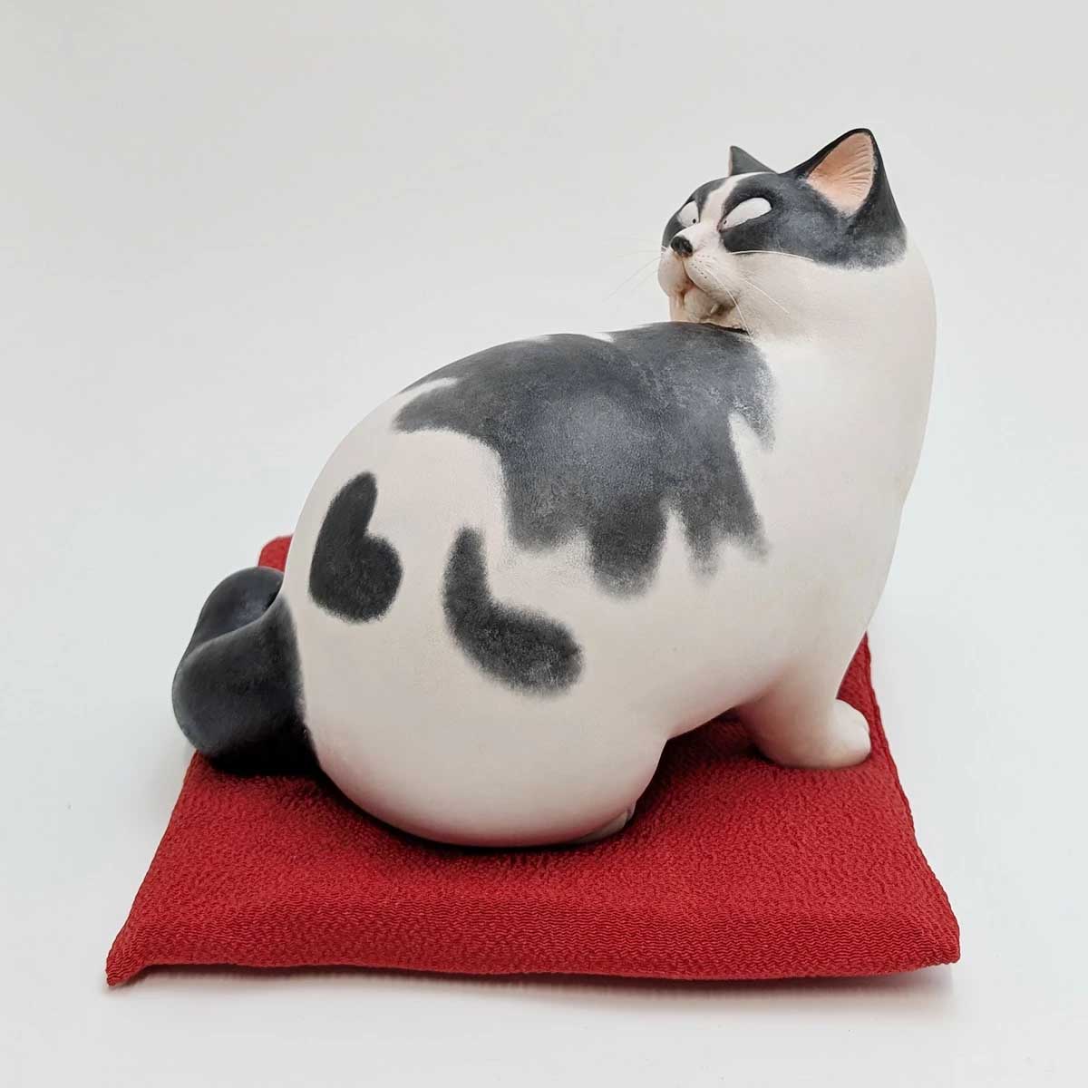 蔵馬工房 なにか！ 猫創作人形