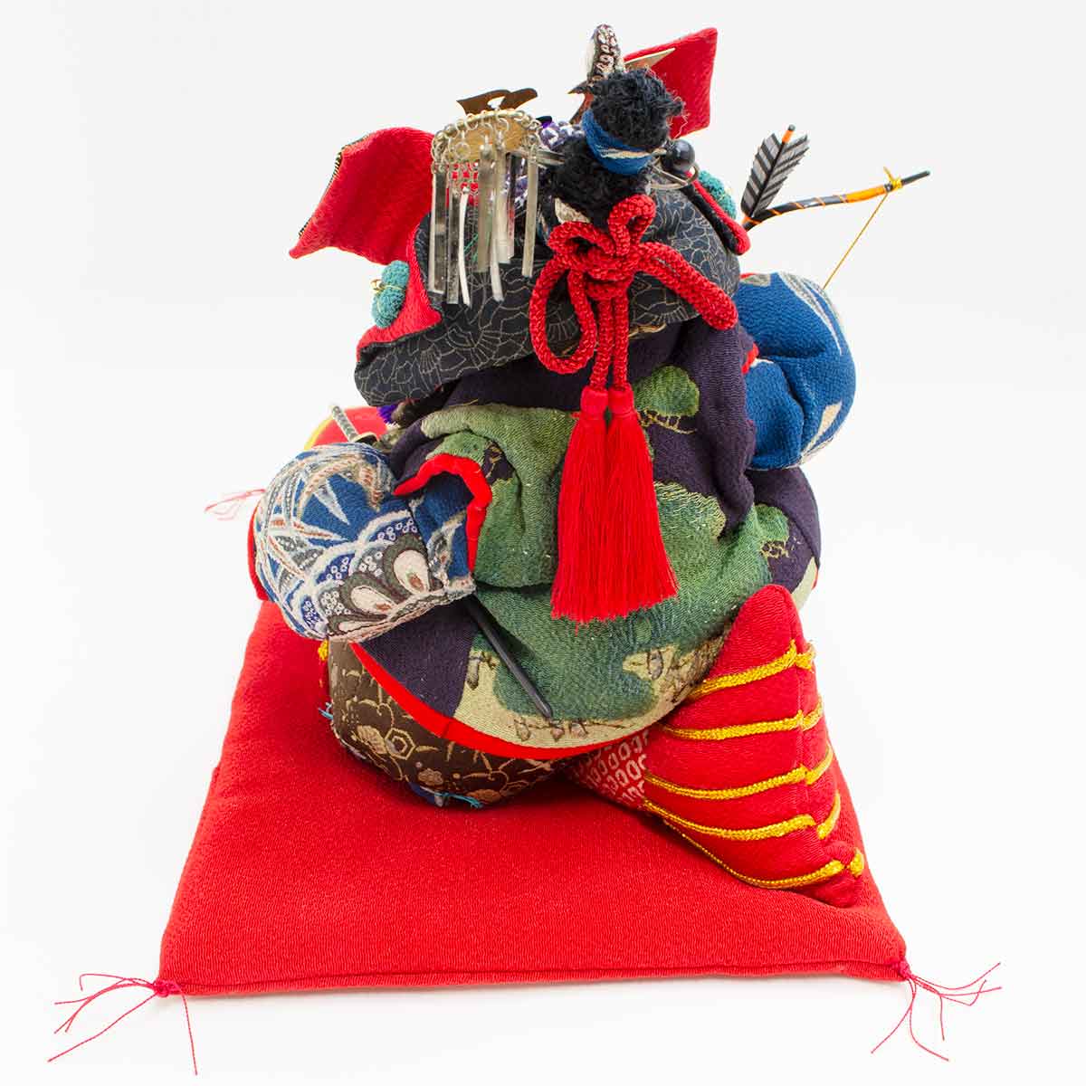 上原装子作 五月人形