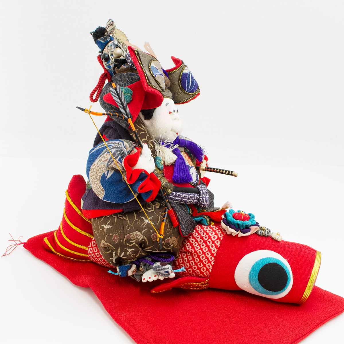 上原　装子作　五月人形