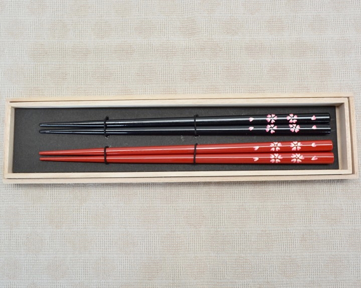 琉球漆器　箸　桜　蒔絵　夫婦桐箱セット