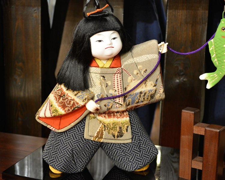 京都くろちく　端午木目込人形　鯉丸　人形全体