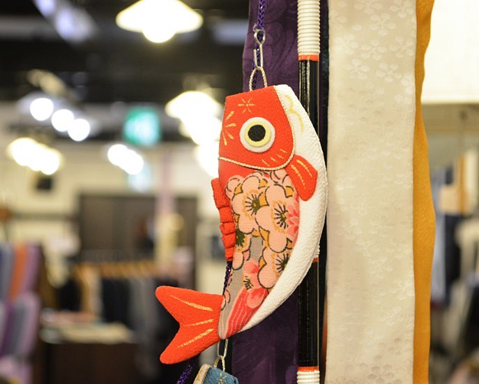 京都くろちく　端午木目込人形・古布鯉幟　鯉丸　緋鯉