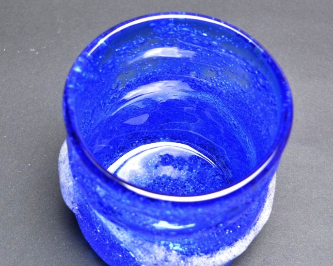 稲嶺盛一郎作(琉球ガラス工房　絆)　琉球ガラス　ロックグラス　藍銀　内側